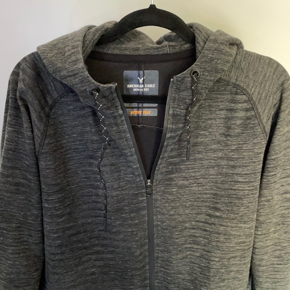 American Eagle zip up hoodie